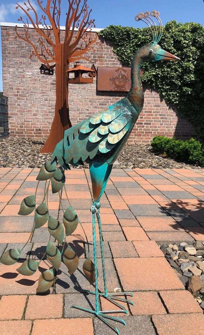 Gartenfigur Pfau handgemachte Gartendekoration Ozeanblau aus Metall - Bali Paradies
