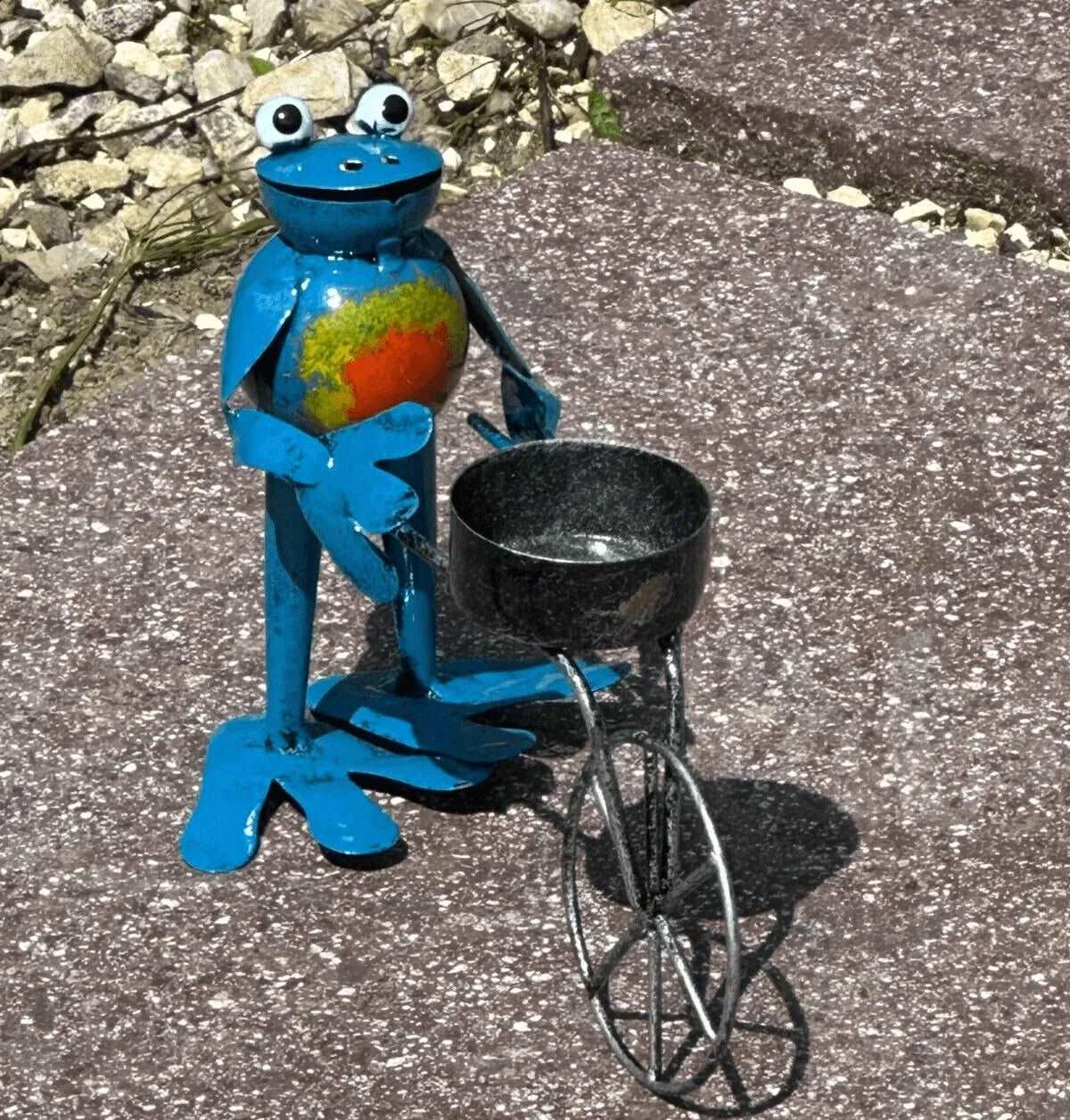 Frosch mit Schubkarre Blau Gartendekoration aus Metall mit Teelichthalter - Bali Paradies