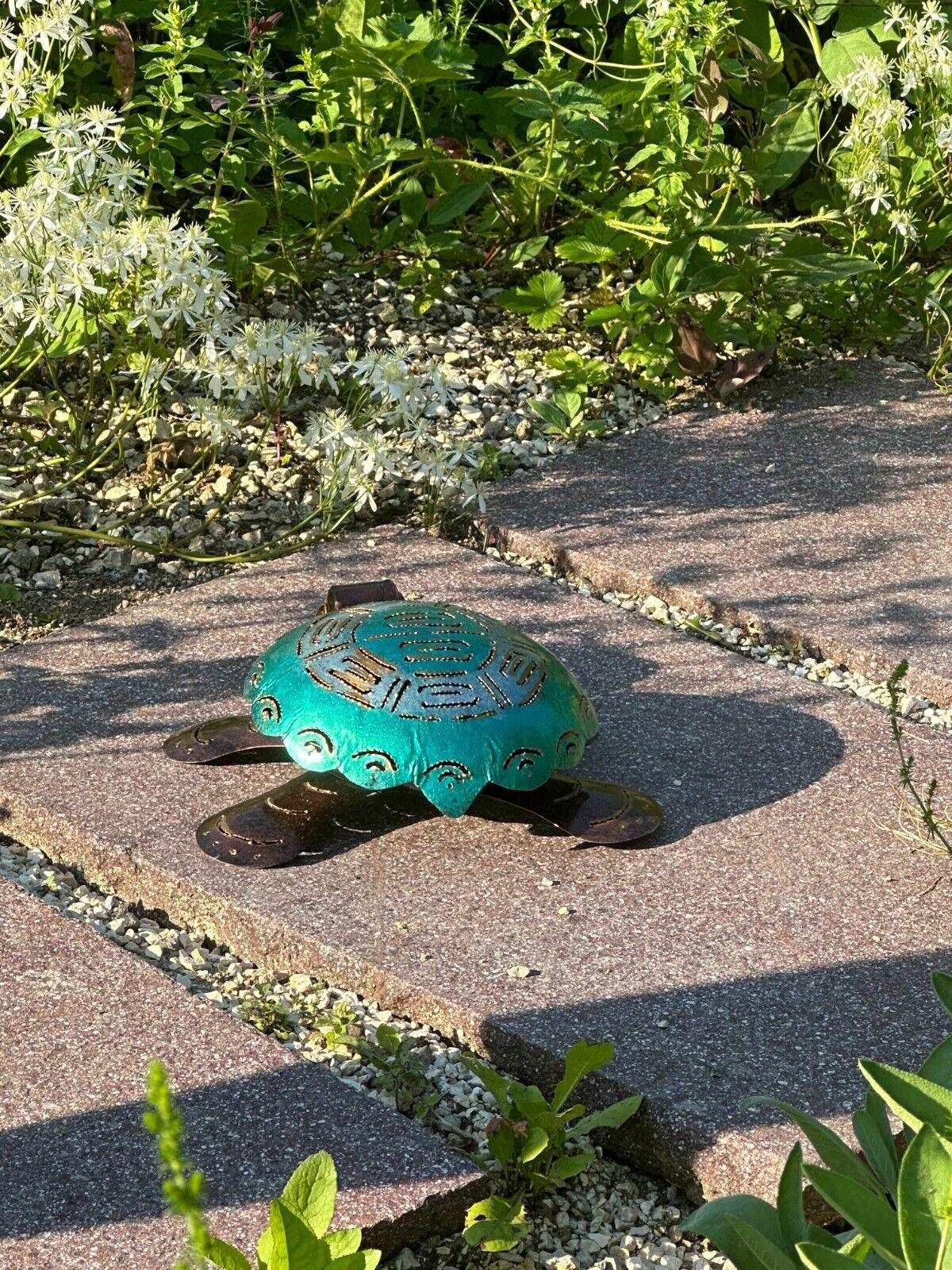 Gartenfigur Schildkröte blau oder grün aus Metall für Kerzen - Bali Paradies