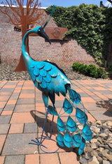 Gartenfigur Pfau handgemachte Gartendekoration Himmelblau aus Metall - Bali Paradies