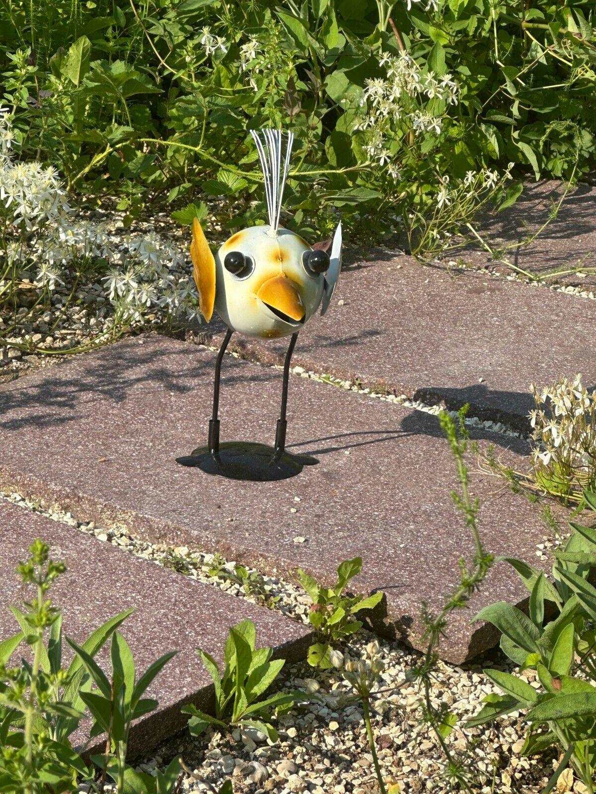 Gartenfigur Spatz Gartendekoration aus Metall - Bali Paradies