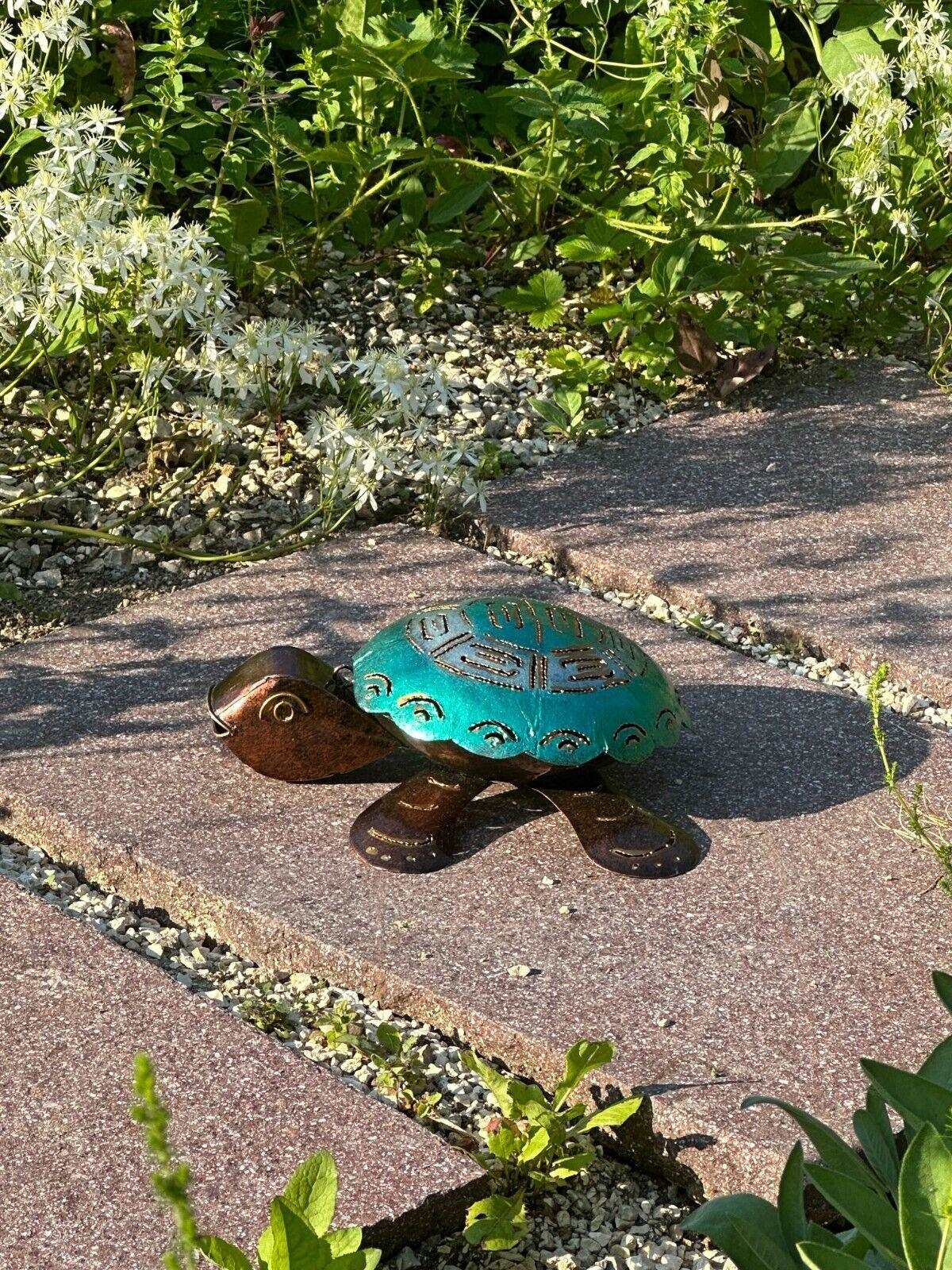 Gartenfigur Schildkröte blau oder grün aus Metall für Kerzen - Bali Paradies