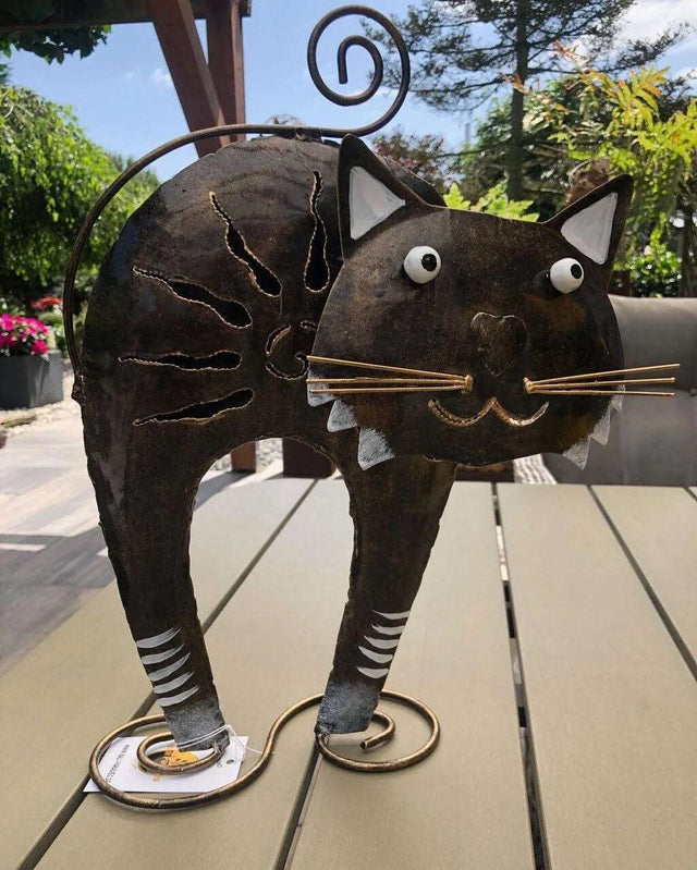 Gartenfigur Katze handgemachte Gartendekoration mit Herznase aus Metall - Bali Paradies