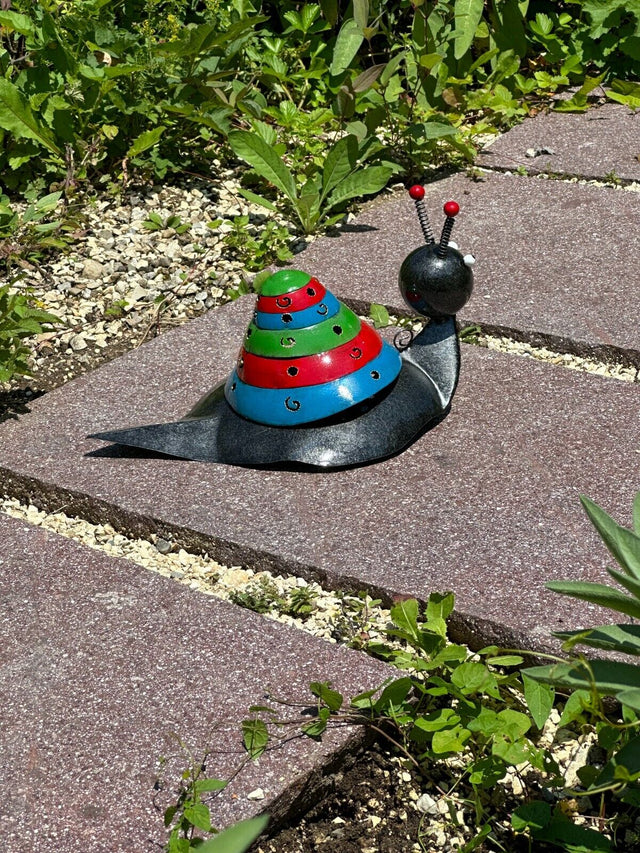 Gartenfigur aus Metall bunte Schnecke handgemachte Gartendekoration