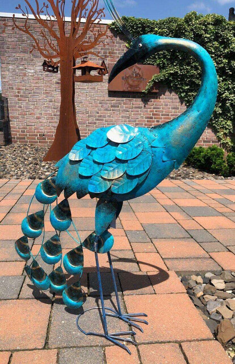 Gartenfigur Pfau handgemachte Gartendekoration Himmelblau aus Metall - Bali Paradies