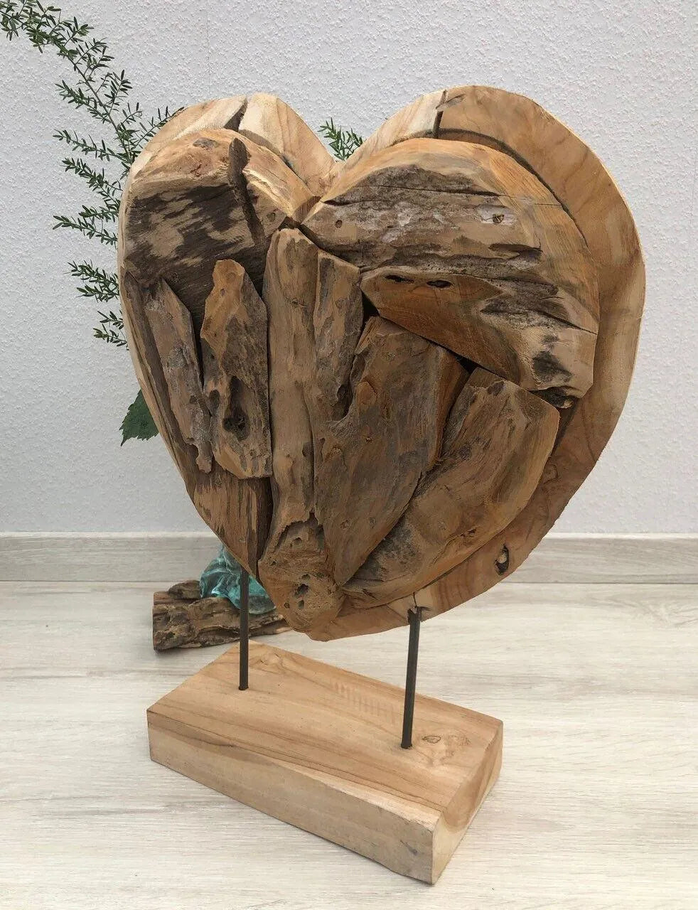 Herz aus Holz. Jedes Herz ein Unikat. Handgefertigtes Geschenk für Verliebte. - Bali Paradies