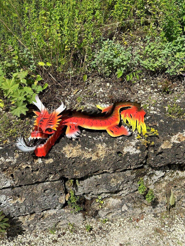 Drache Gartenfigur aus Metall in Handarbeit Blechfigur als Gartendekoration - Bali Paradies