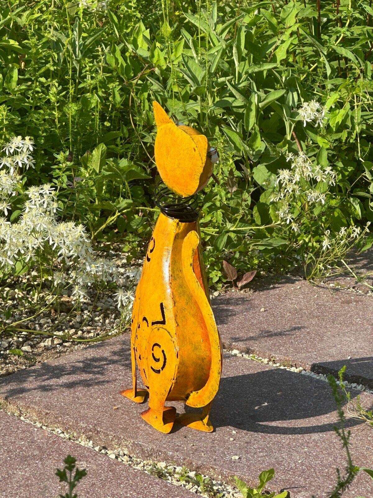 Gartenfigur Katze handgemachte Gartendekoration aus Metall mit Wackelkopf - Bali Paradies