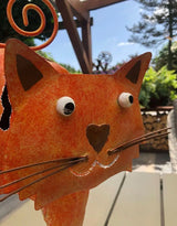 Gartenfigur große Katze handgemachte Gartendekoration mit Herznase aus Metall - Bali Paradies